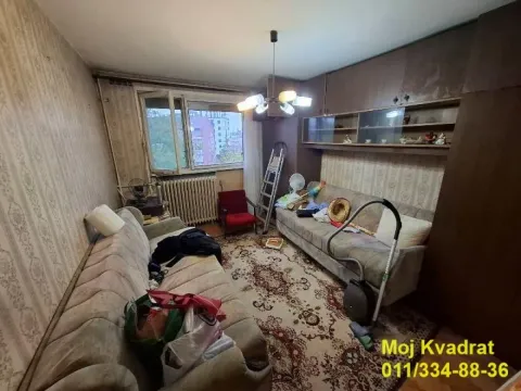 Prodaja, dvosoban stan, 43m², Banovo Brdo, Beograd