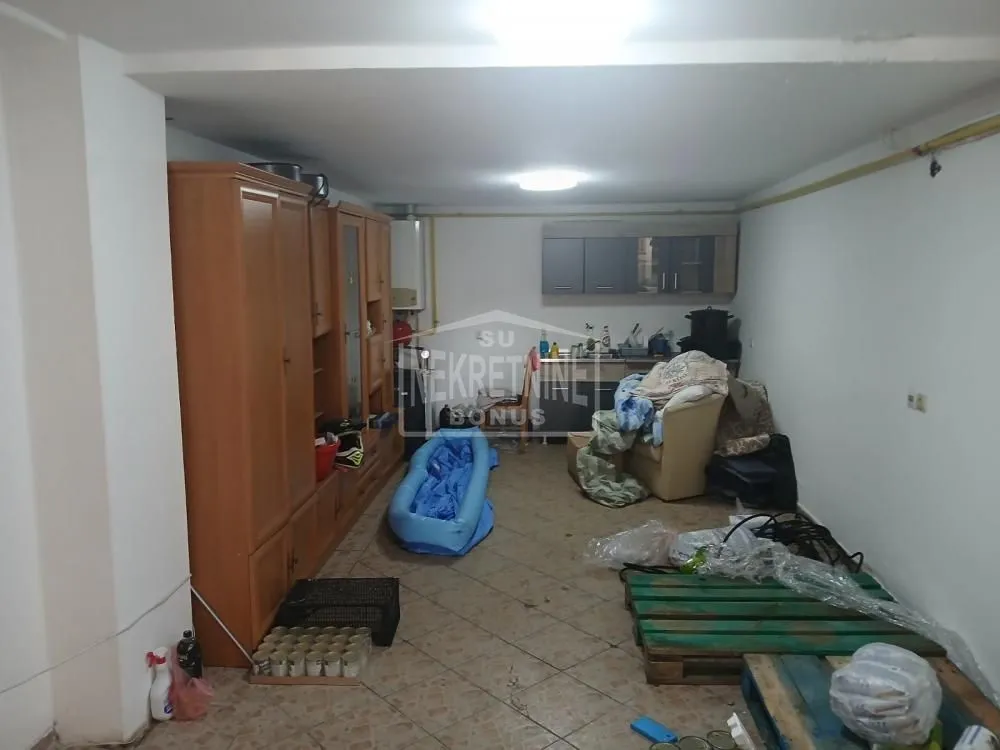 Prodaja, kuća, 220m², Dudova Šuma, Subotica