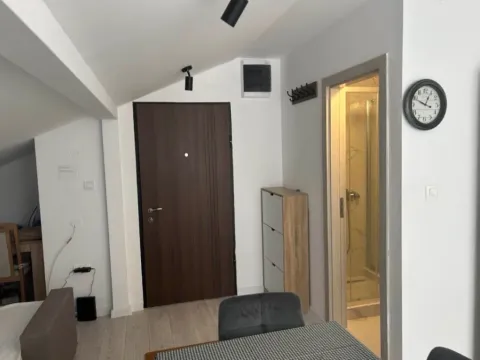 Izdavanje, dvosoban stan, 68m², Đenovići, Herceg Novi - image 12