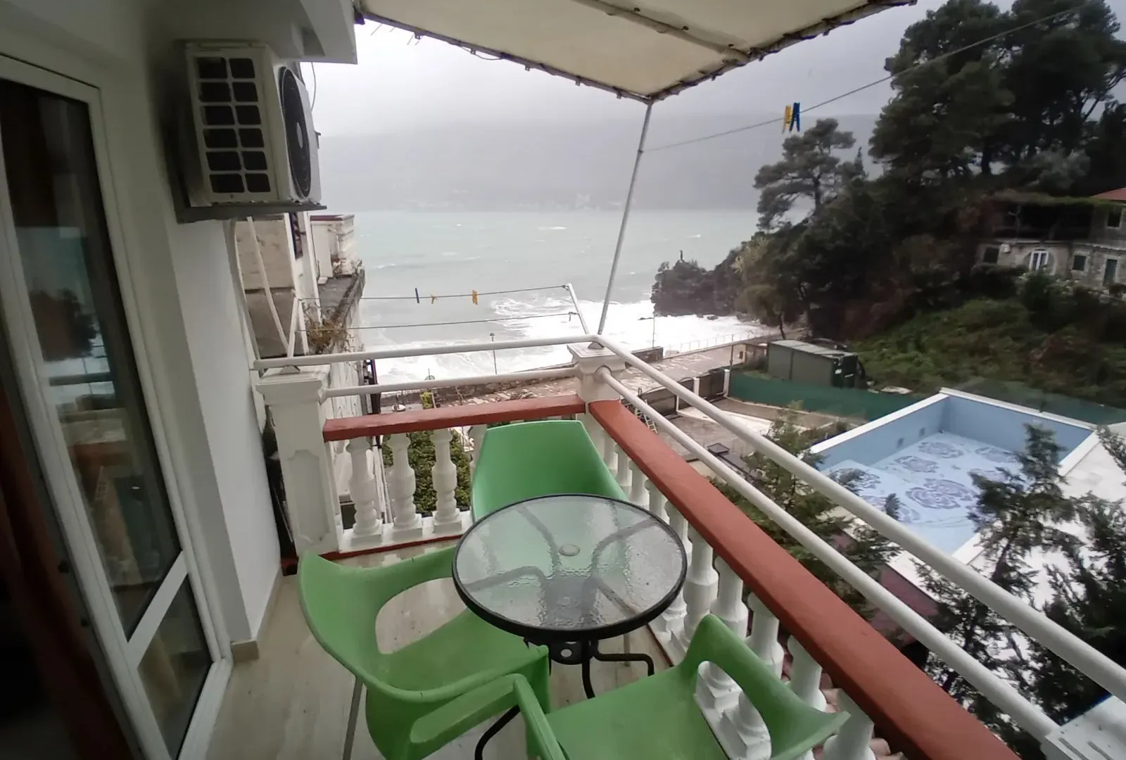 Izdavanje, dvosoban stan, 56m², Centar, Herceg Novi