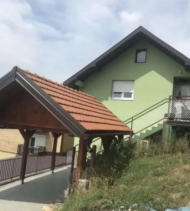Prodaja, kuća, 156m², Užice, Srbija
