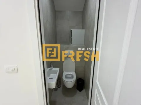 Prodaja, poslovni prostor, 57m², Krivi Most, Podgorica - image 8