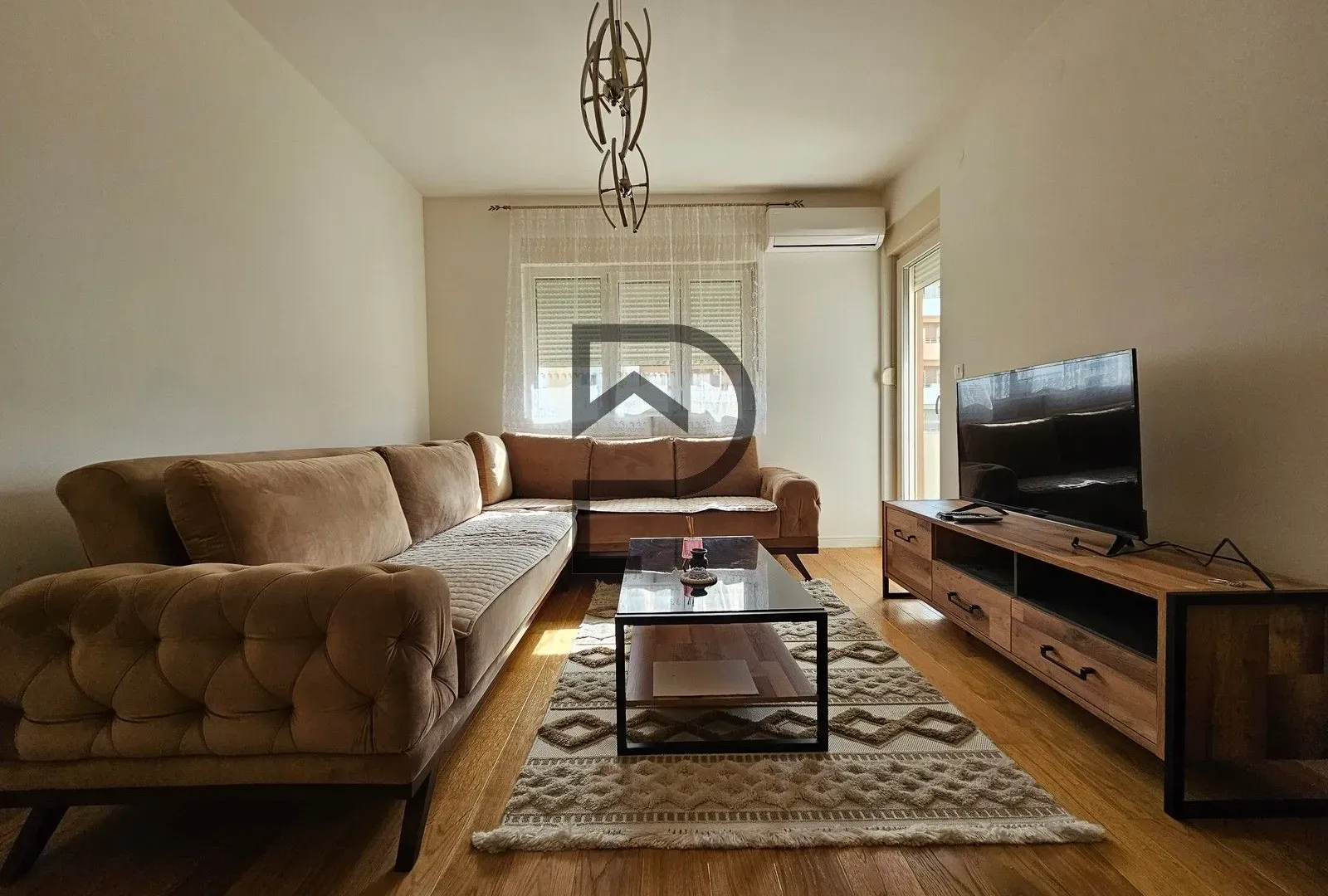 Rent, one bedroom apartment, 54m², Central Point, Podgorica