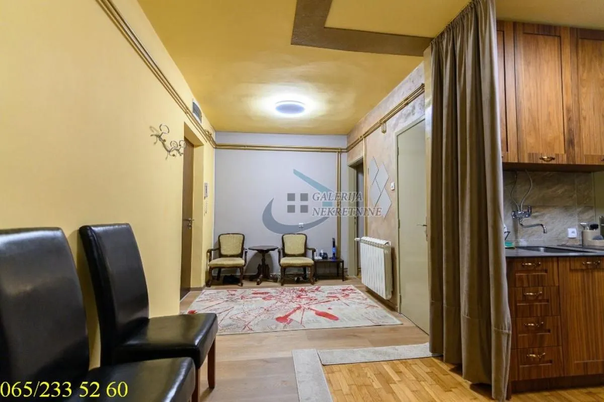 Prodaja, četvorosoban stan, 104m², Gradska Bolnica, Zvezdara Sve Podlokacije
