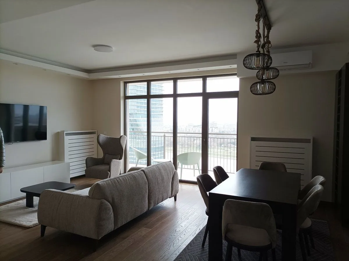 Rent, four bedroom apartment, 120m², Beograd Na Vodi, Beograd