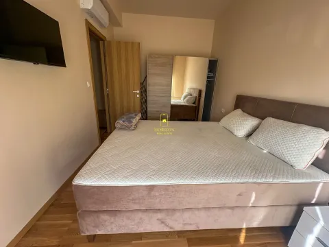 Rent, two bedroom apartment, 80m², Dalmatinska ulica, Podgorica - image 11