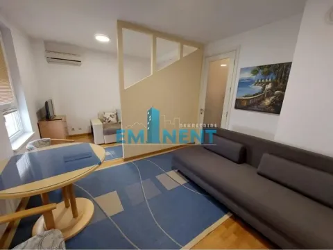 Stan in Novi Beograd Blok 67