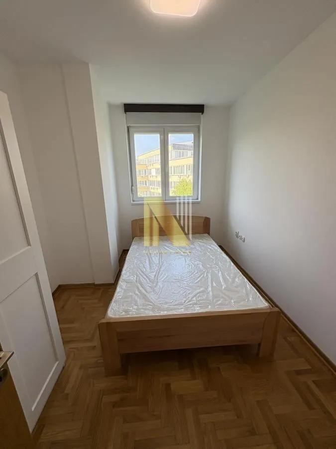 Izdavanje, dvosoban stan, 57m², Socijalno, Novi Sad Sve Podlokacije