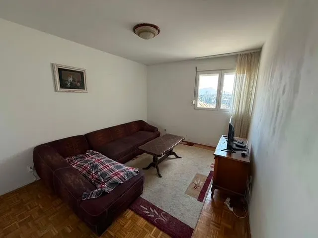 Rent, two bedroom apartment, 60m², Podgorica, Crna Gora