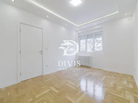 Sale, four bedroom apartment, 80m², Vračar Sve Podlokacije, Beograd - image 10