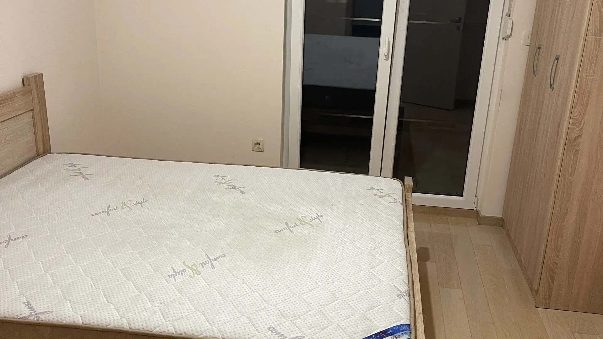 Izdavanje, dvosoban stan, 100m², City Kvart, Podgorica