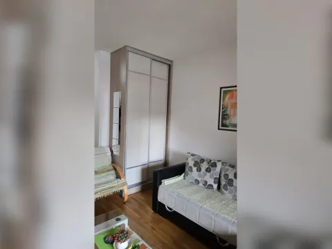 Izdavanje, garsonjera, 33m², City Kvart, Podgorica - image 6