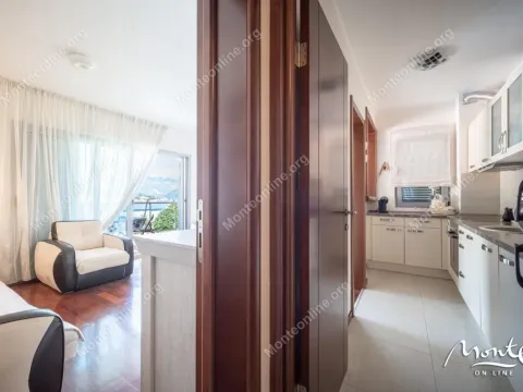 Prodaja, dvosoban stan, 81m², Dobrota, Kotor - image 13