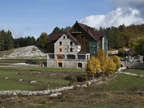 Prodaja, plac, 4307m², Cetinje, Crna Gora - image 13