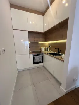 Rent, two bedroom apartment, 80m², Soho City, Bar - image 5