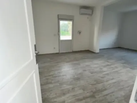 Sale, two bedroom apartment, 83m², Šušanj, Bar - image 9