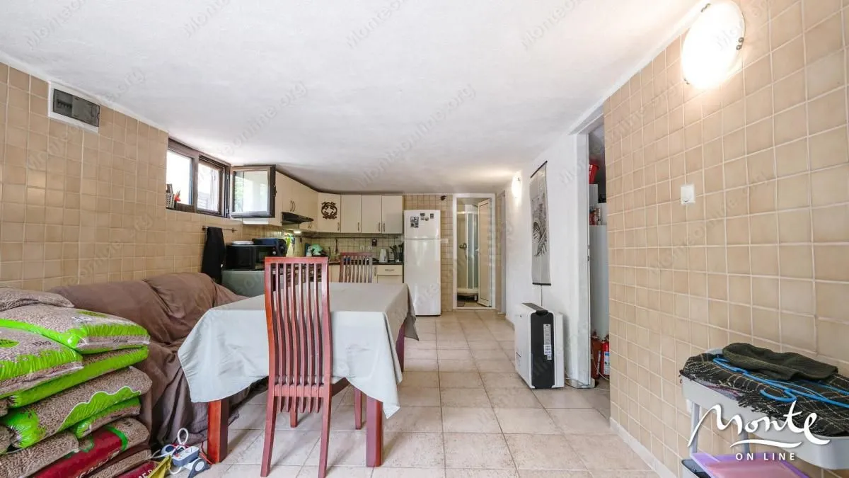 Prodaja, kuća, 100m², Stoliv, Kotor