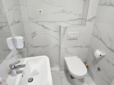 Izdavanje, trosoban stan, 116m², Zabjelo, Podgorica - image 8