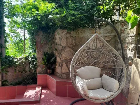 Rent, two bedroom apartment, 75m², Budva, Crna Gora - image 6