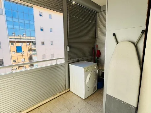 Izdavanje, jednosoban stan, 50m², City Kvart, Podgorica - image 13