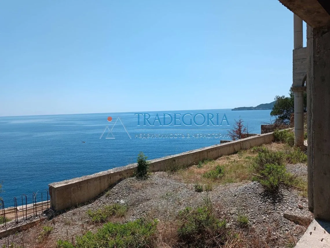 Prodaja, kuća, 1000m², Pržno, Budva