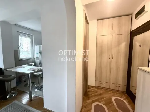 Izdavanje, stan, 30m², Palata Pravde, Beograd - image 5