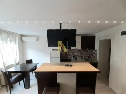 Izdavanje, dvosoban stan, 43m², Centar, Novi Sad - image 5