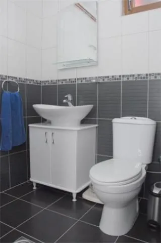 Rent, office space, 1100m², Zemun Ugrinovci, Zemun Sve Podlokacije