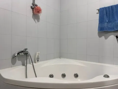 Izdavanje, dvosoban stan, 140m², Preko Morače, Podgorica - image 9