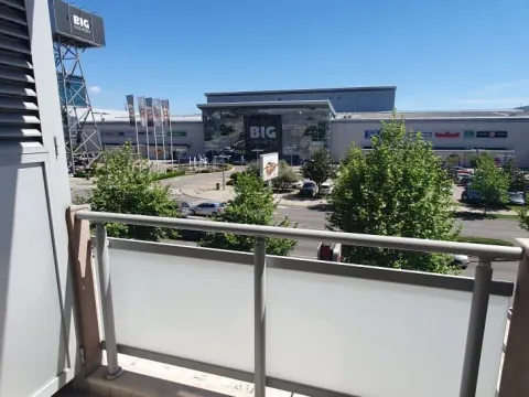 Izdavanje, jednosoban stan, 44m², City Kvart, Podgorica - image 4