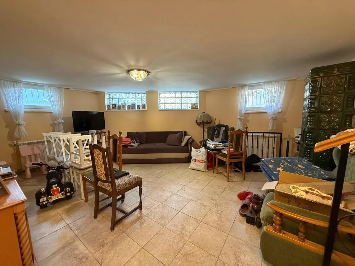 Sale, house, 473m², Veternička rampa, Novi Sad Sve Podlokacije