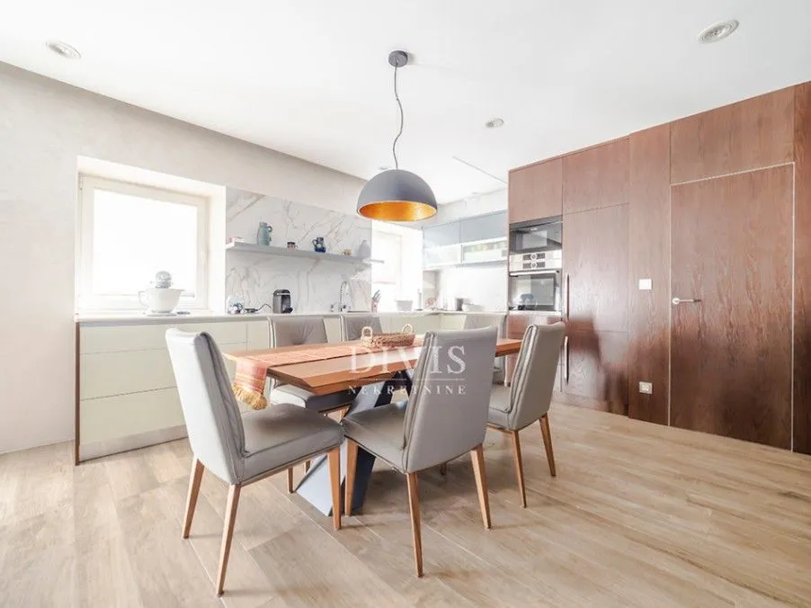 Sale, three bedroom apartment, 158m², Zvezdara Sve Podlokacije, Beograd