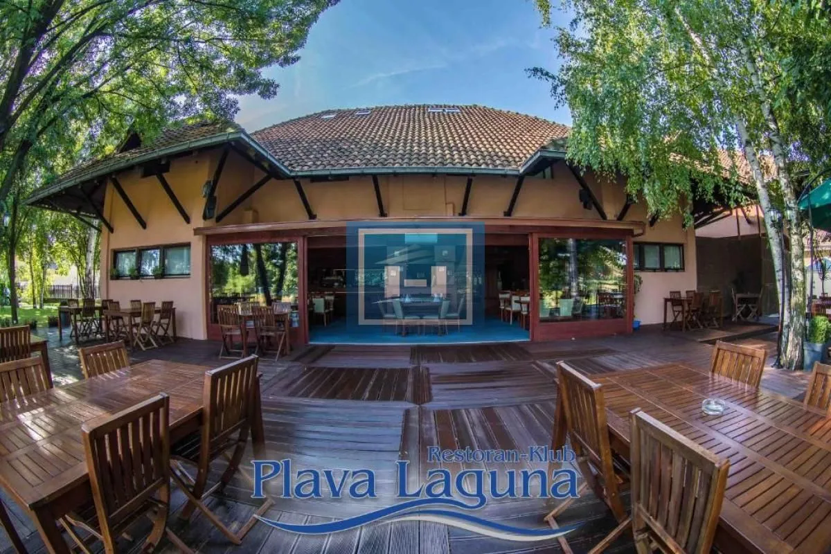 Prodaja, poslovni prostor, 1100m², Centar, Ćuprija