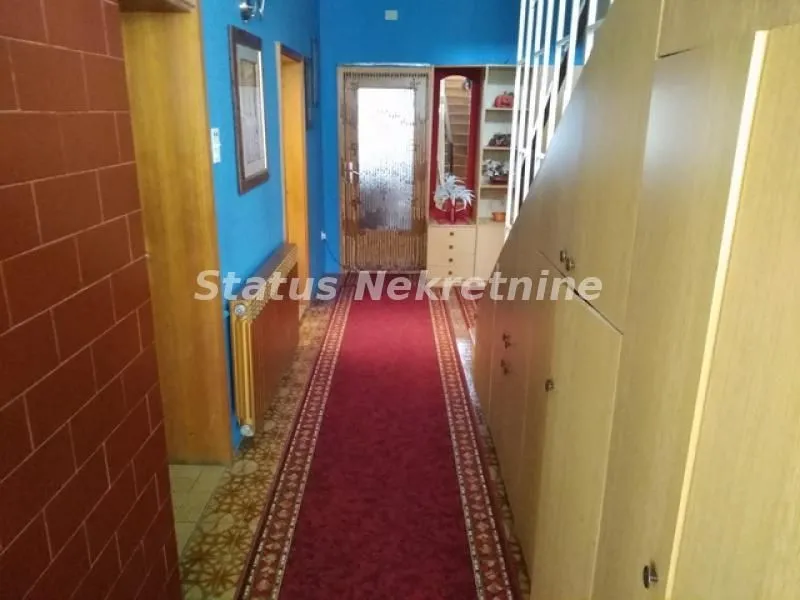 Prodaja, kuća, 450m², Temerin, Novi Sad
