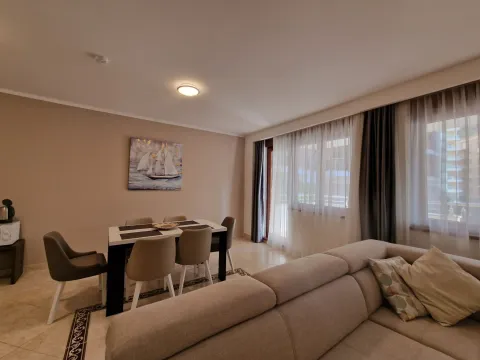 Rent, one bedroom apartment, 87m², Bečići, Budva - image 19