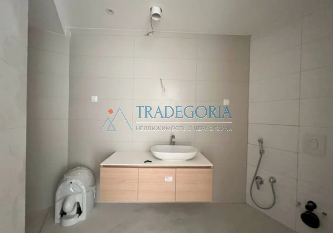 Prodaja, jednosoban stan, 53m², Bečići, Budva