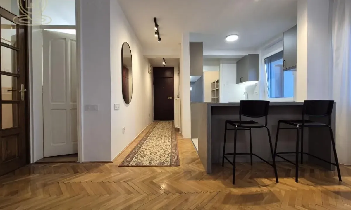 Izdavanje, trosoban stan, 90m², Spens, Novi Sad Sve Podlokacije