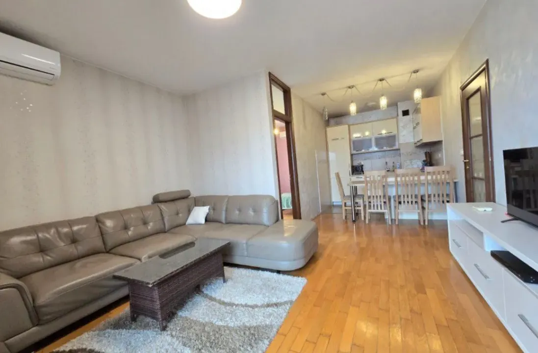 Rent, two bedroom apartment, 70m², Stari Aerodrom, Podgorica