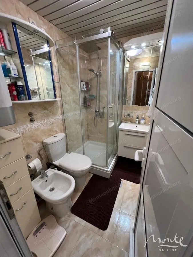 Prodaja, trosoban stan, 114m², Babilonija, Budva
