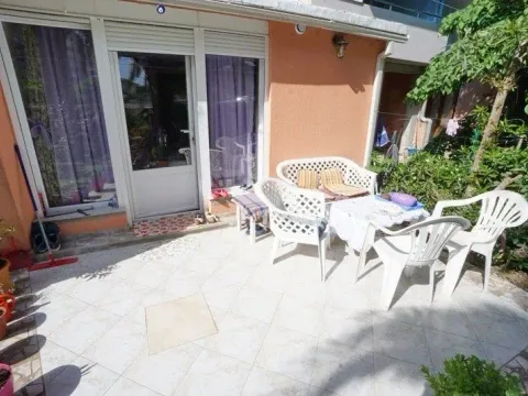 Sale, three bedroom apartment, 73m², Golubovina, Budva - image 2