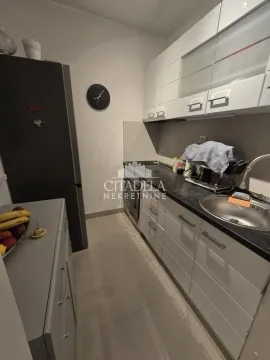 Sale, two bedroom apartment, 50m², Konjarnik, Voždovac Sve Podlokacije - image 9