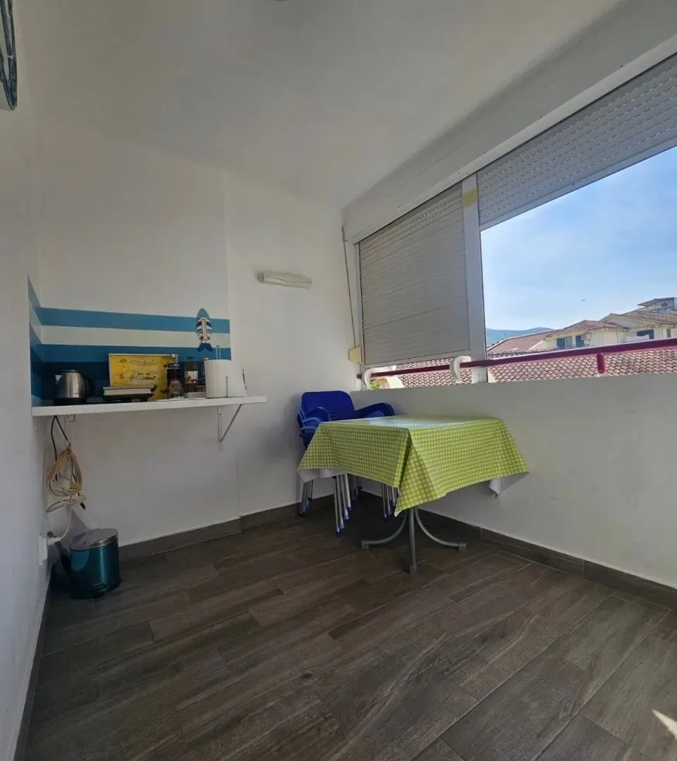 Prodaja, garsonjera, 27m², Bečići, Budva