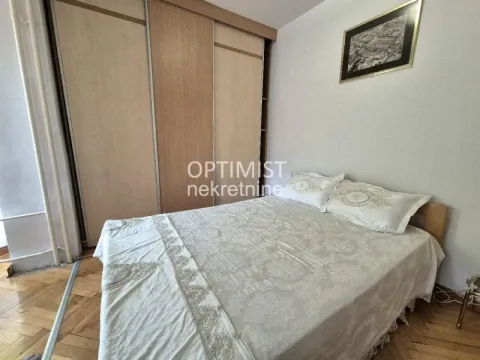 Rent, two bedroom apartment, 47m², Vračar Centar, Vračar Sve Podlokacije - image 5