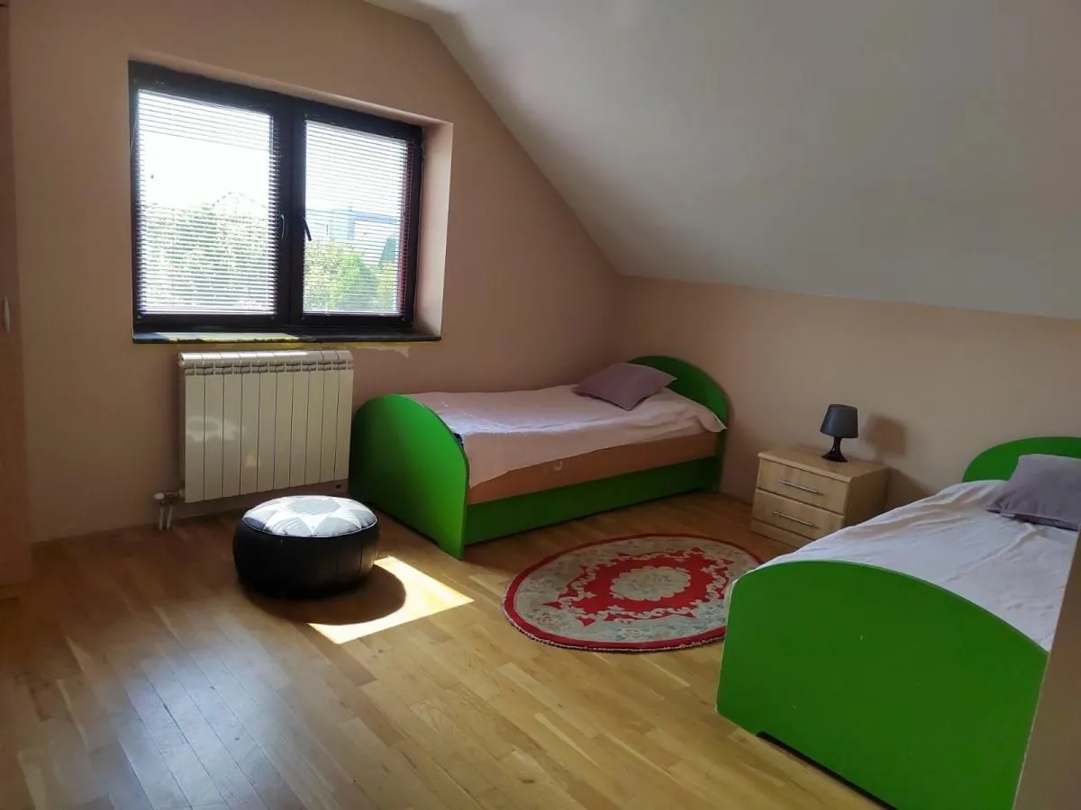 Rent, house, 170m², Adice, Novi Sad Sve Podlokacije