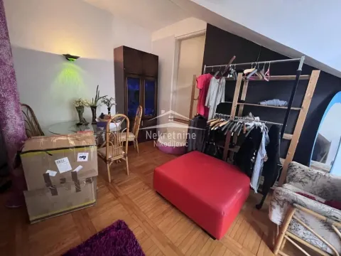 Izdavanje, kuća, 136m², Cvetkova Pijaca, Zvezdara Sve Podlokacije - image 18