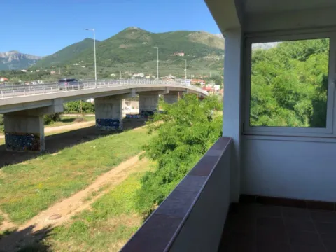 Prodaja, dvosoban stan, 84m2, Makedonsko naselje, Bar Prodaja, dvosoban stan, 84m2, Makedonsko naselje, Bar
