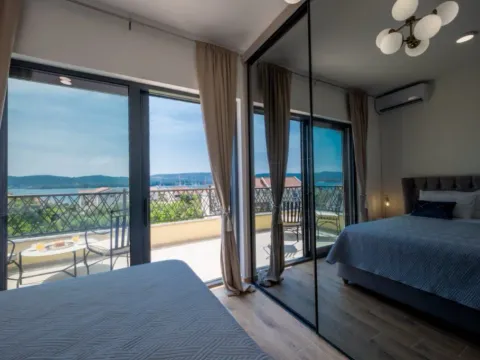 Rent, two bedroom apartment, 60m², Tivat, Crna Gora