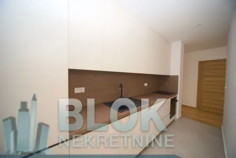 Izdavanje, dvosoban stan, 75m², Podgorica, Crna Gora - image 2