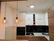 Izdavanje, jednosoban stan, 44m², City Kvart, Podgorica - image 4