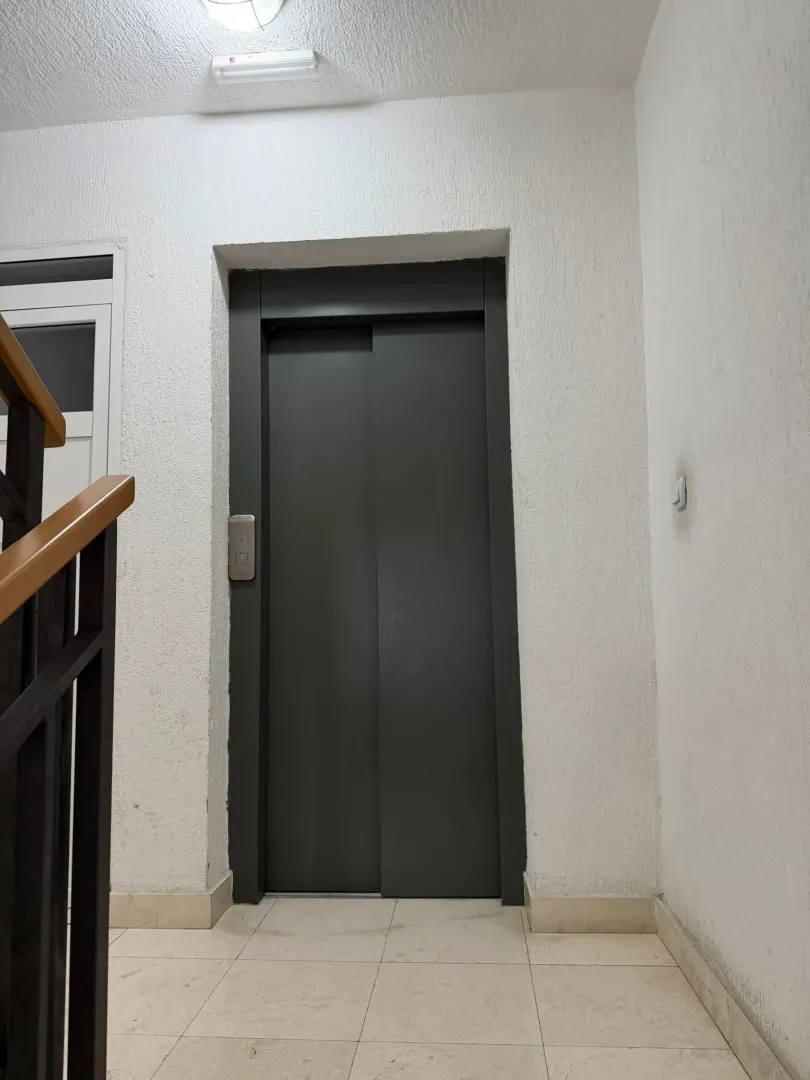 Prodaja, jednosoban stan, 44m², Vezirov Most, Podgorica